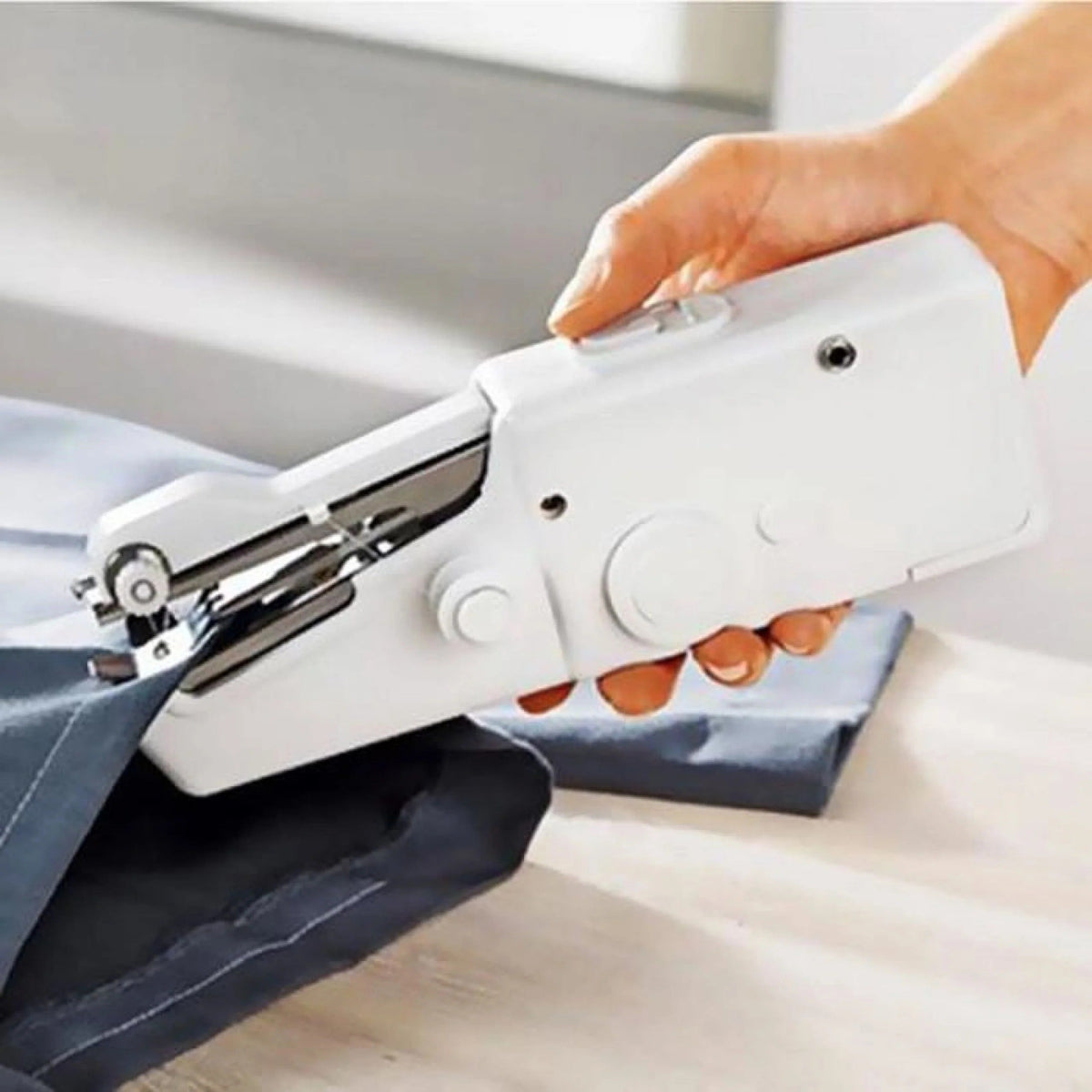 Handy Stitch Portable Cordless Sewing Machine Quick Repairs On All Fabrics Best Quality